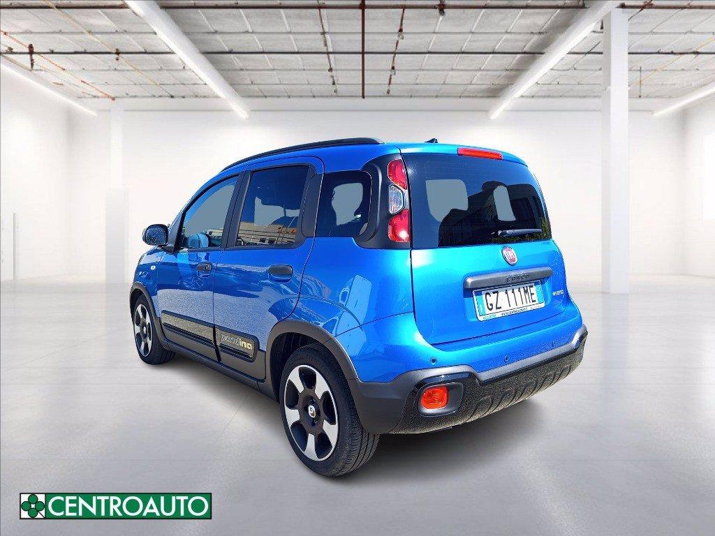 FIAT Pandina Cross 1.0 firefly hybrid s&s 70cv del 2025