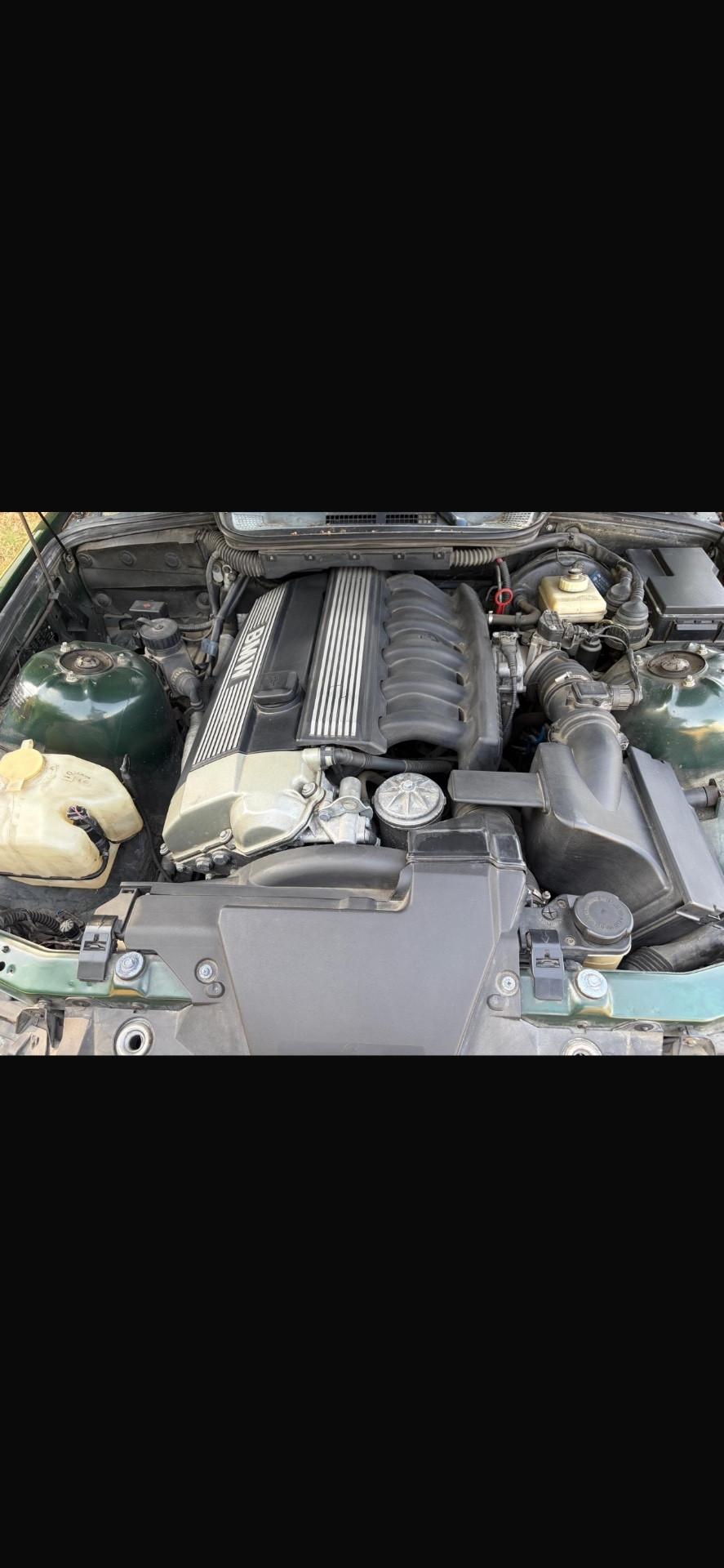 Bmw 328 is