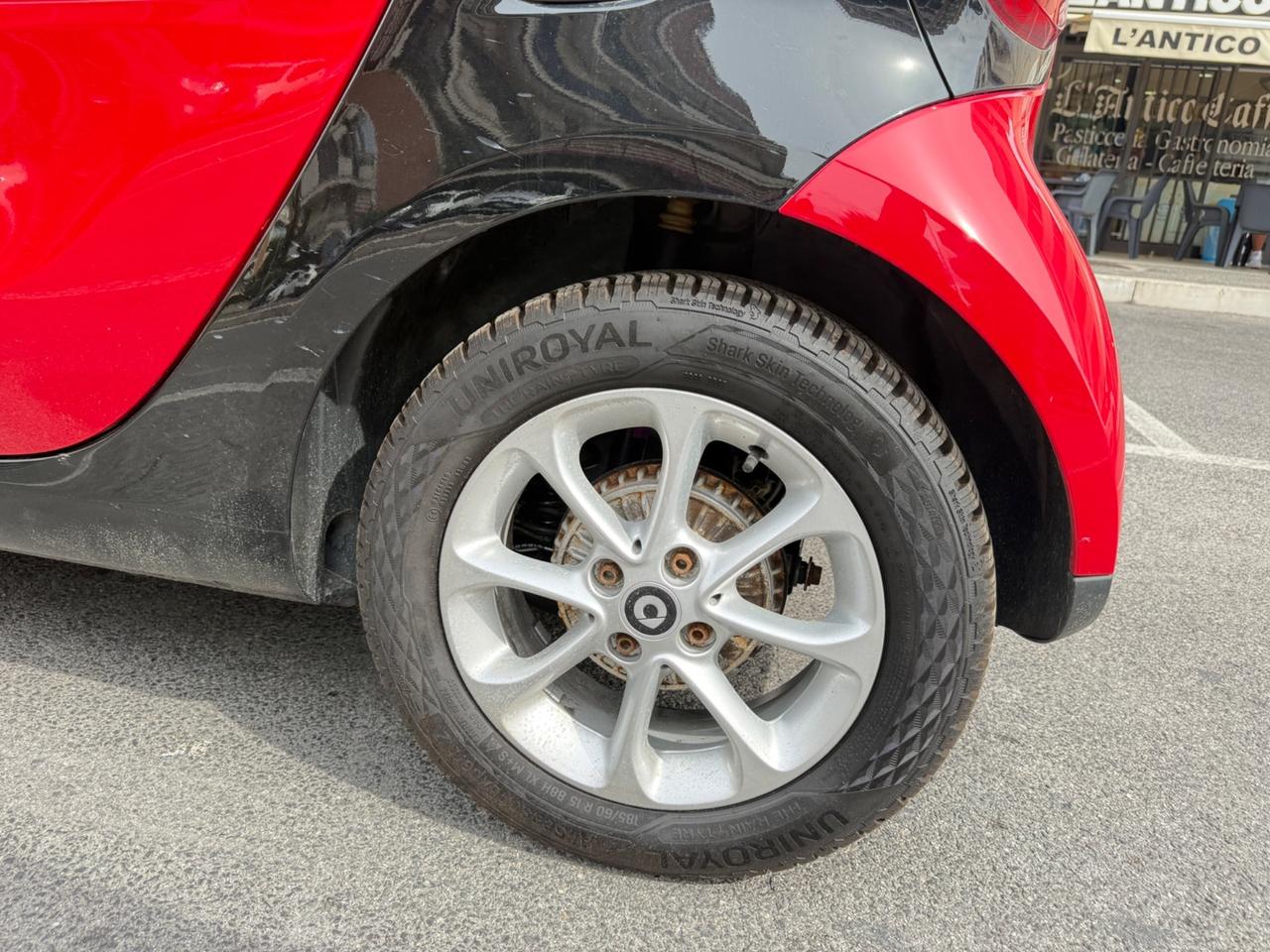 Smart ForTwo 70 1.0 Passion LED PANORAMA CERCHI 15 BLUETOOTH