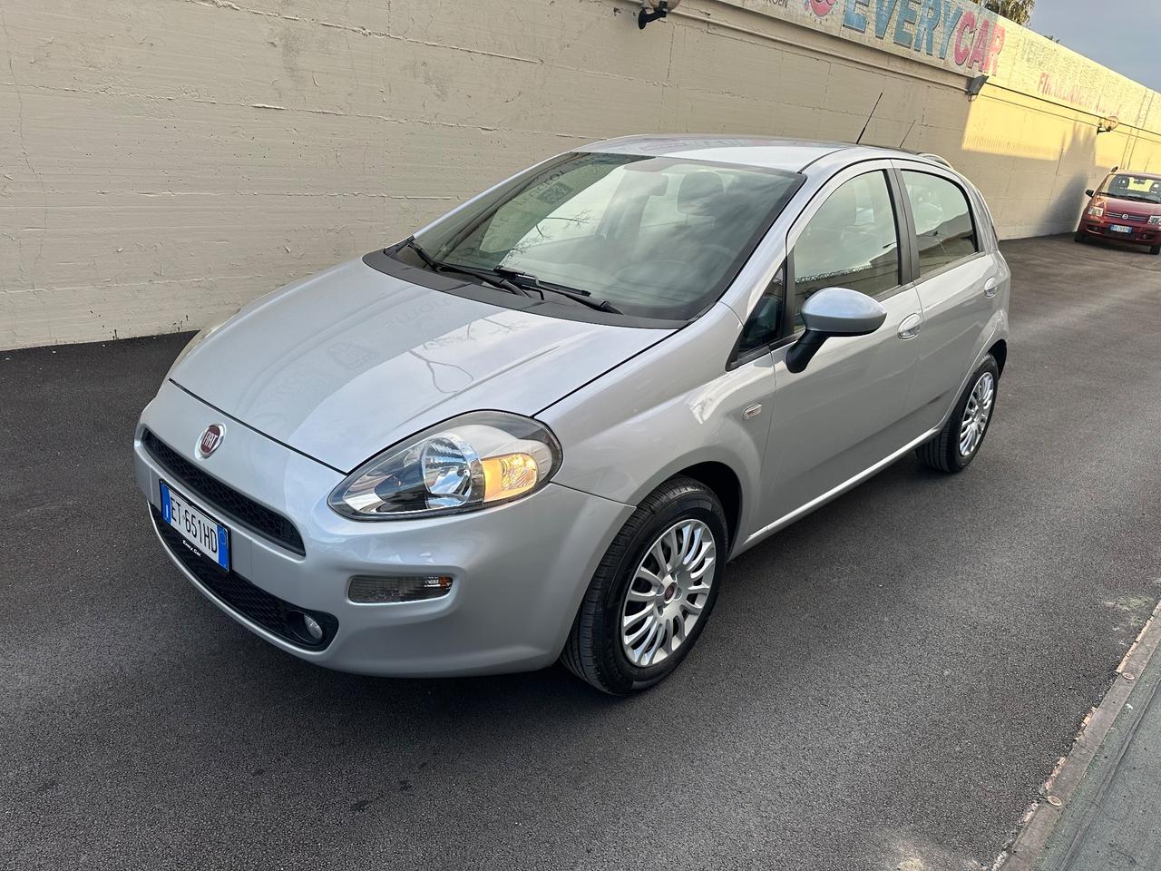 Fiat Punto 1.2benzina 5porte - 27/12/2013