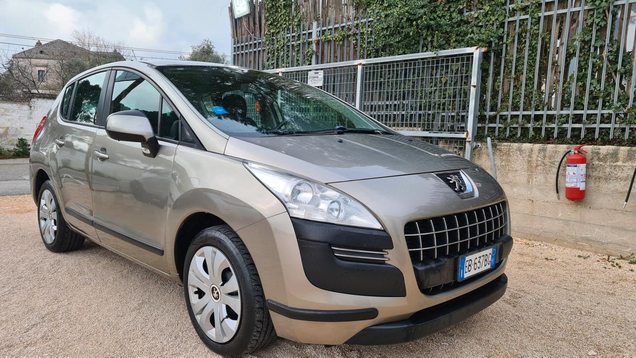 Peugeot 3008 1.6 HDi 110CV cambio robotizzato Tecno