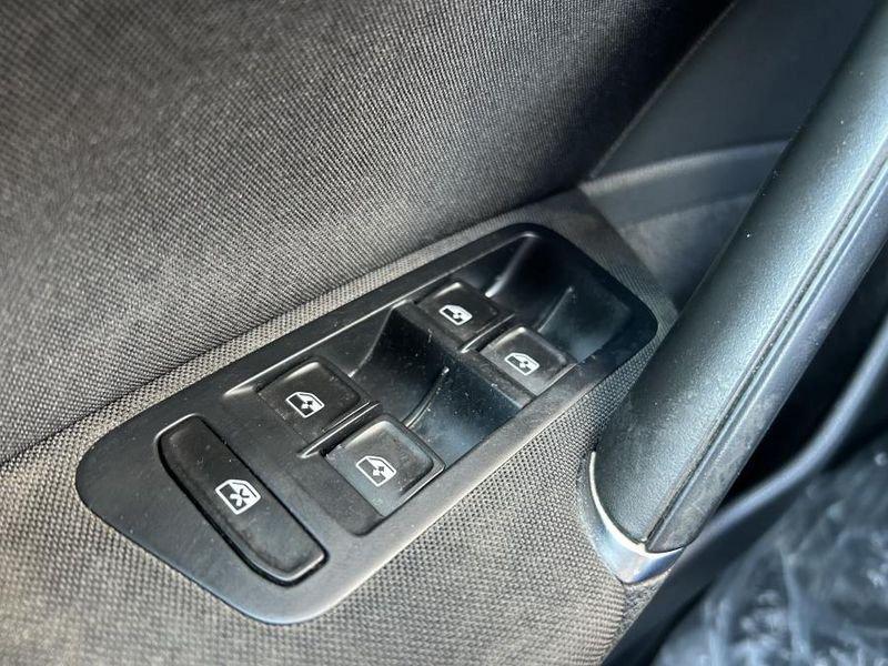 Volkswagen Golf 2.0 TDI 5p. Sport Edition R-Line R LINE 150CV 1 PROPRIETARIO