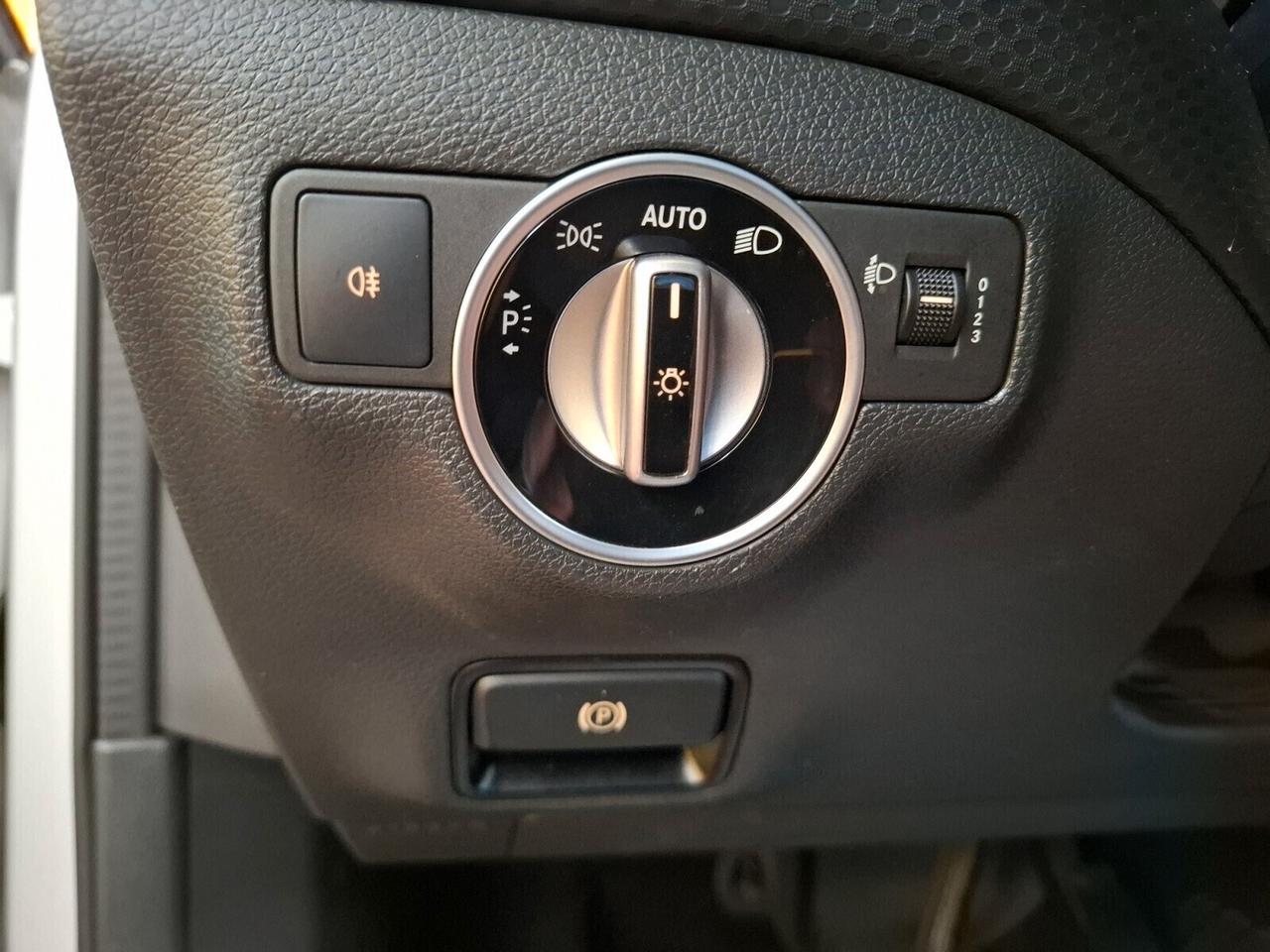 Mercedes-benz A 160 A 160 d Automatic Business FULL OPTIONAL NEOPATENTATO