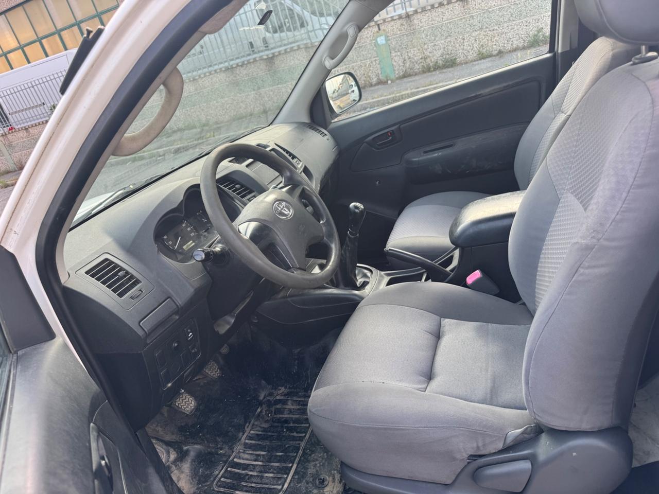 Toyota Hylux anno 2015 cc 2.5 diesel