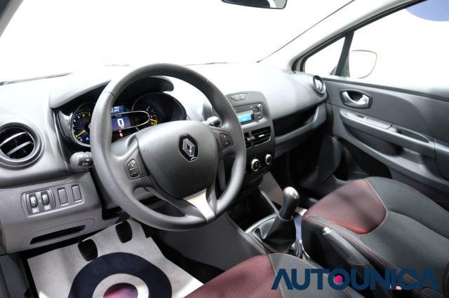 RENAULT Clio 1.2 75 CV 5 PORTE LIFE NEOPATENTATI