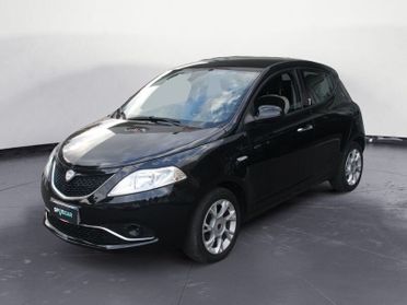 Lancia Ypsilon 1.2 69 CV 5 porte Platinum