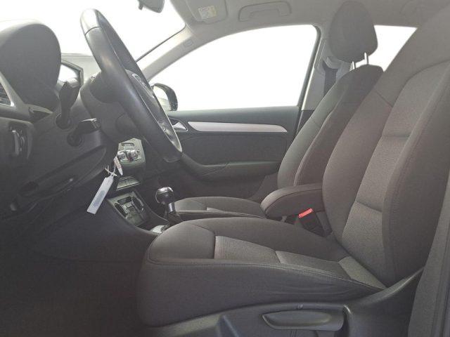 AUDI Q3 2.0 TDI 120 CV Business