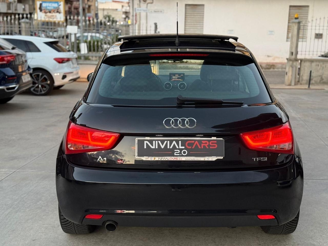 AUDI A1 AMBITION PLUS - TETTO - NAVIGATORE