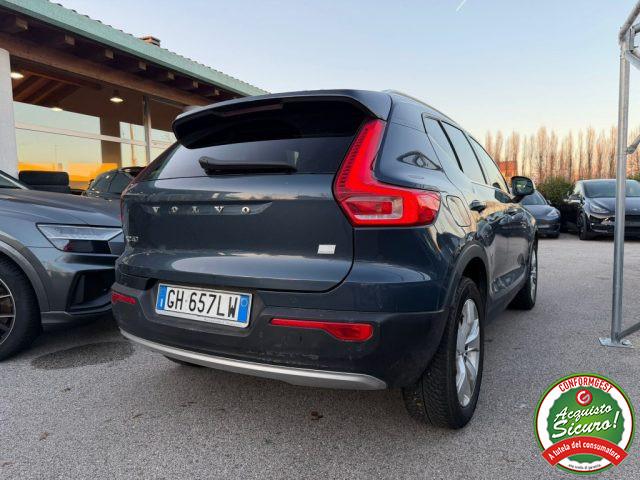 VOLVO XC40 T4 Recharge Plug-in Hybrid Inscription Expression