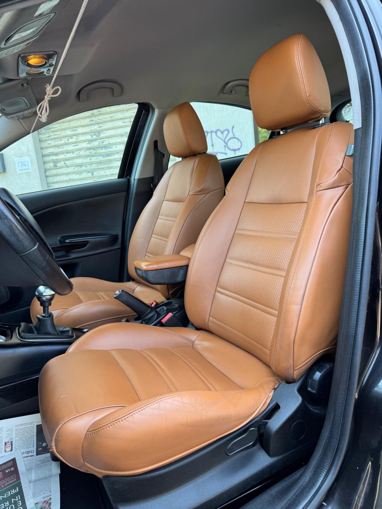 Alfa Romeo Giulietta 1.6 JTDm 105 CV Allestimento Exclusive – Anno 2012