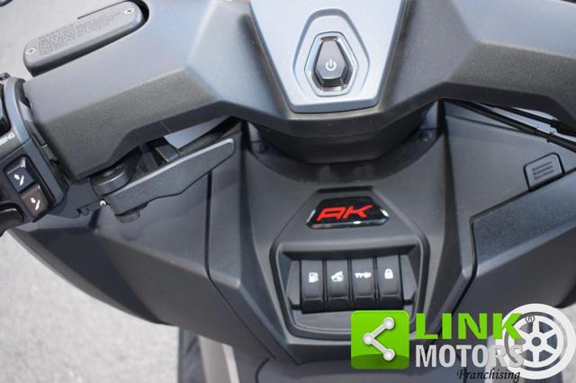 KYMCO AK 550 premium