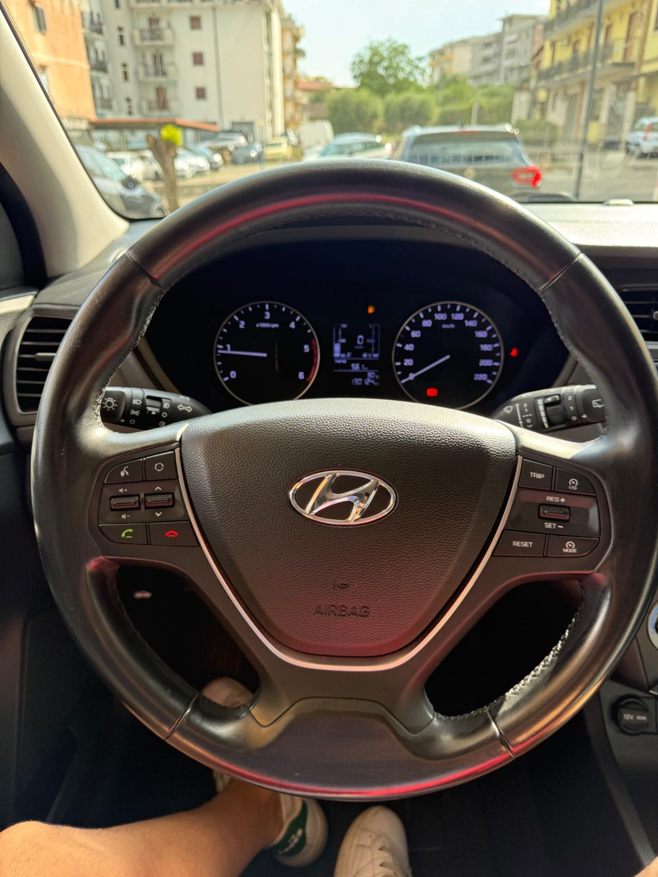Hyundai i20 1.1 diesel anno 2015