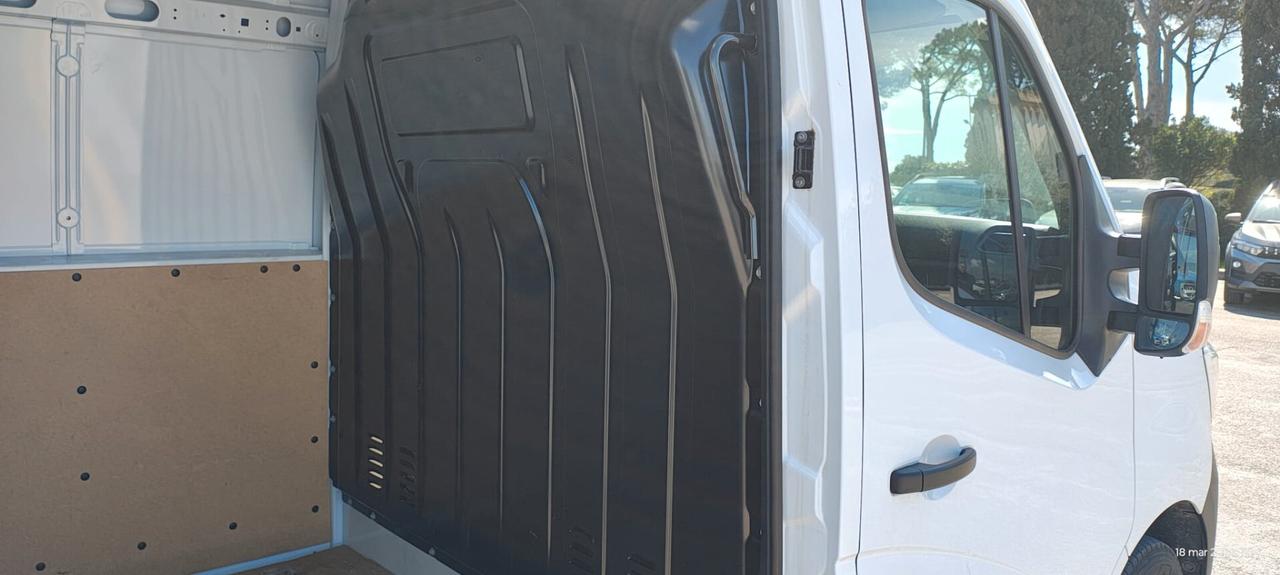 Renault Master T35 2.3 dCi 150 L3 H2 ICE