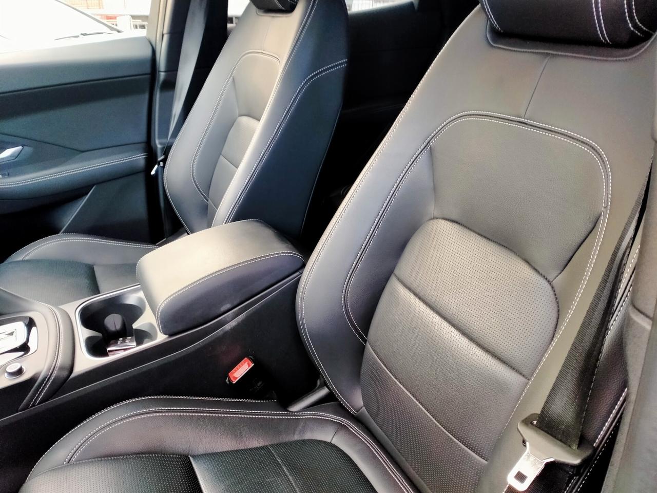 Jaguar E-Pace 20D MHEV AWD 204CV R-DYNAMIC BLACK DESIGN PACK LEGA20 LED PREMIUM