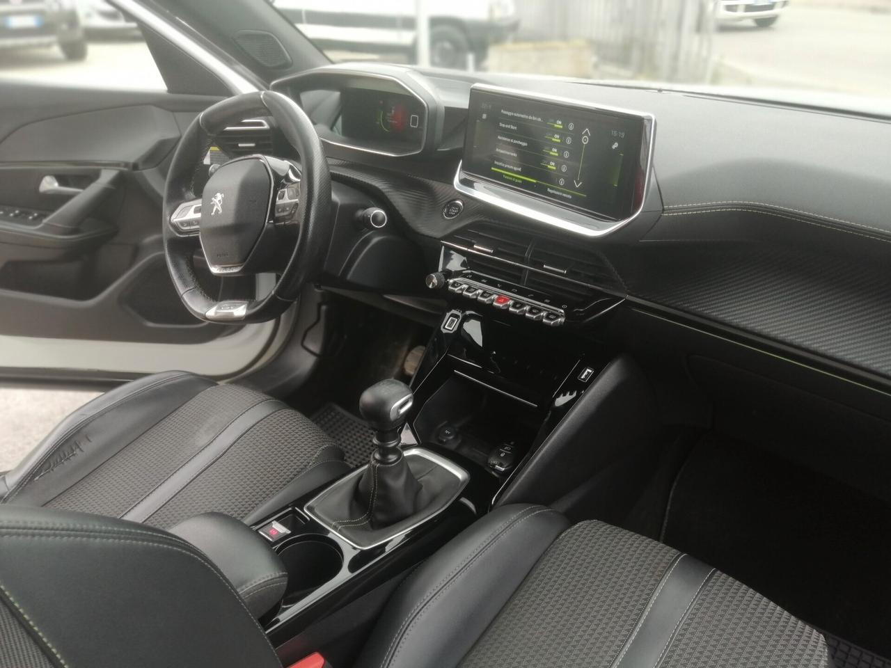 Peugeot 2008 BlueHDi 110 S&S Allure