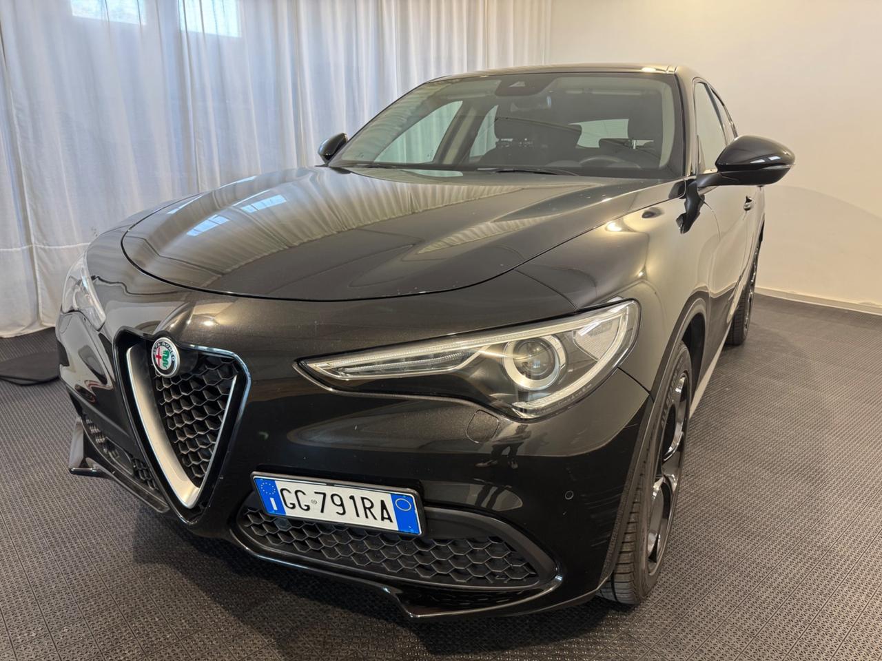 Alfa Romeo Stelvio 2.2 Turbodiesel 190 CV AT8 Q4 Business