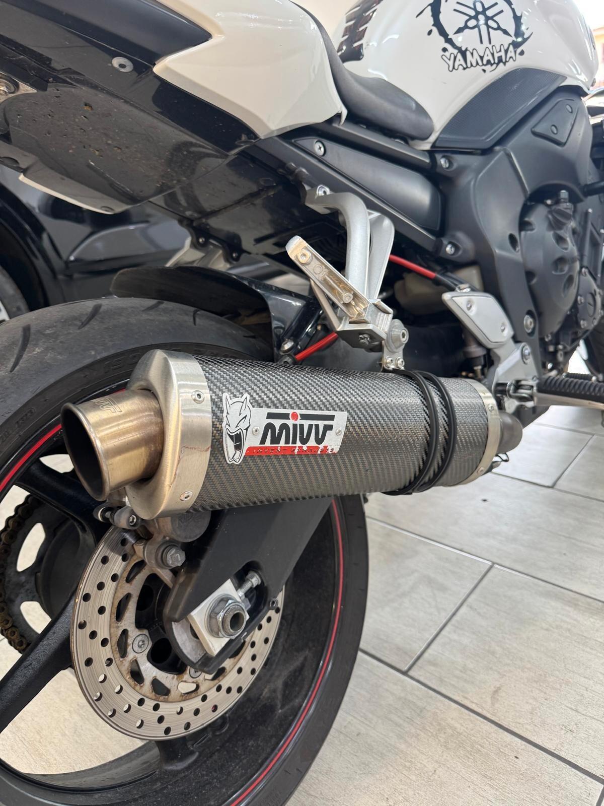 Yamaha FZ1