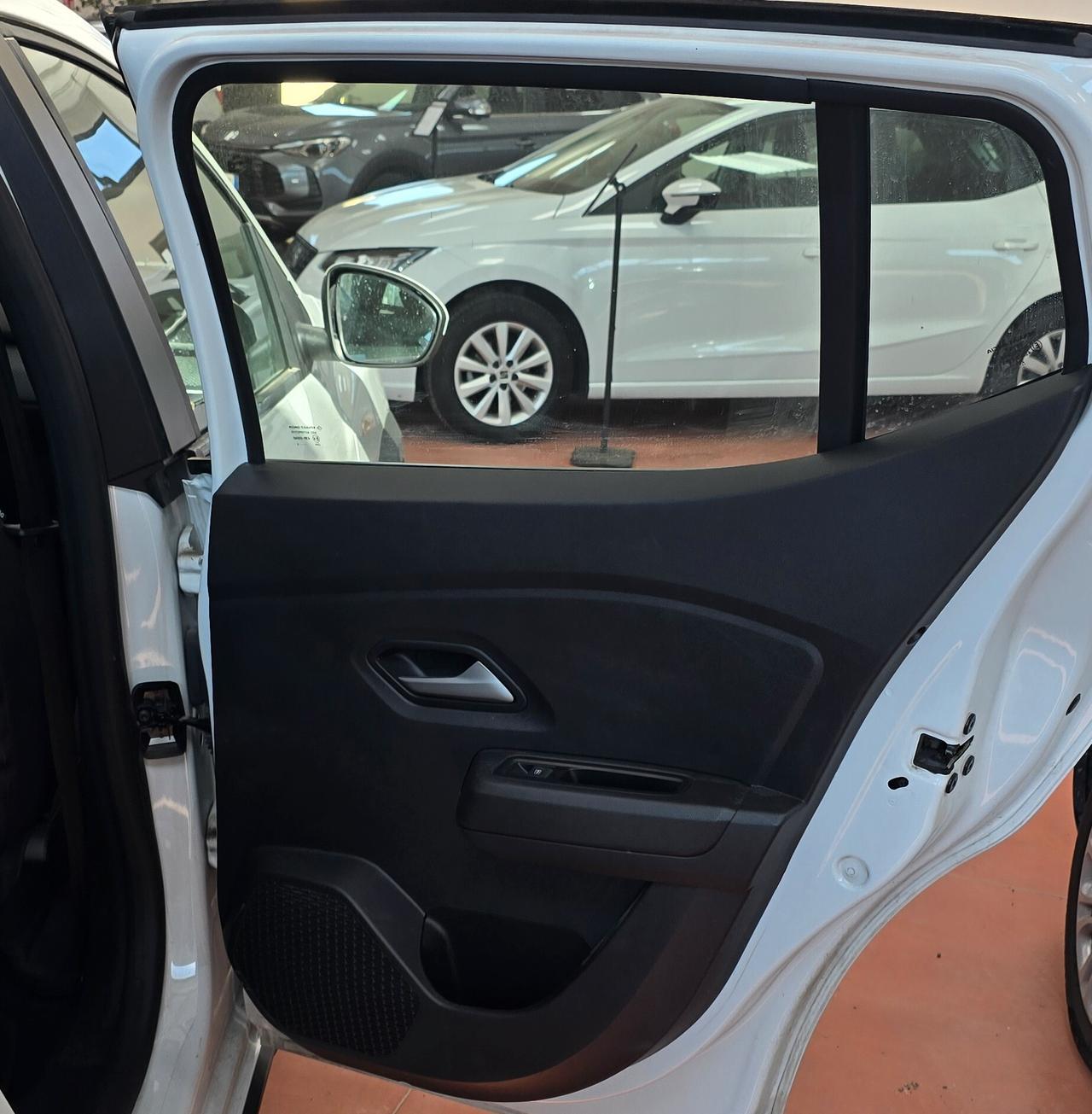 Dacia Sandero Stepway 1.0 TCe 90 CV (66 kW) Expression – Il Crossover Pratico ed Economico