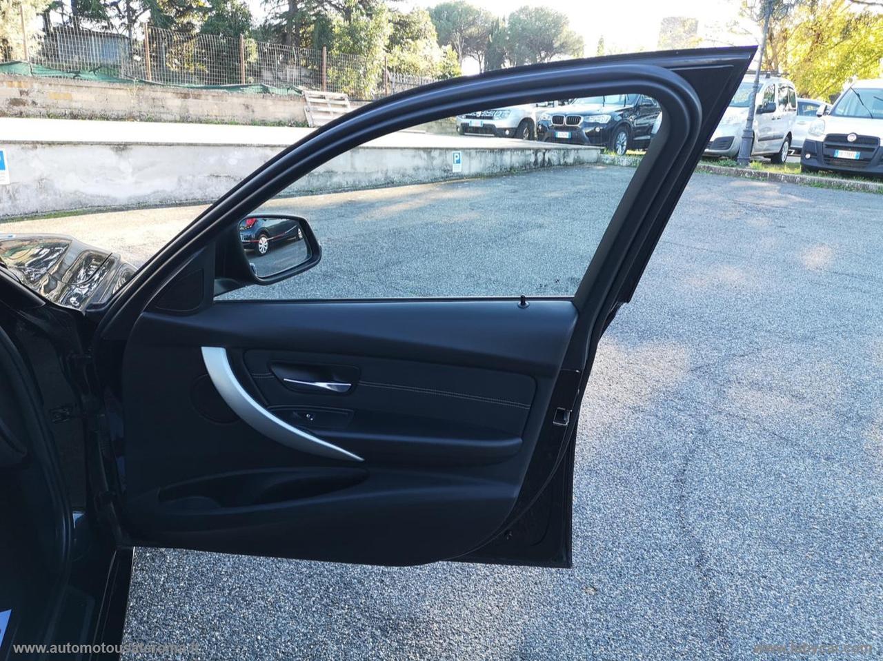 BMW 318d TOURING SPORT AUT. PROMO WEB