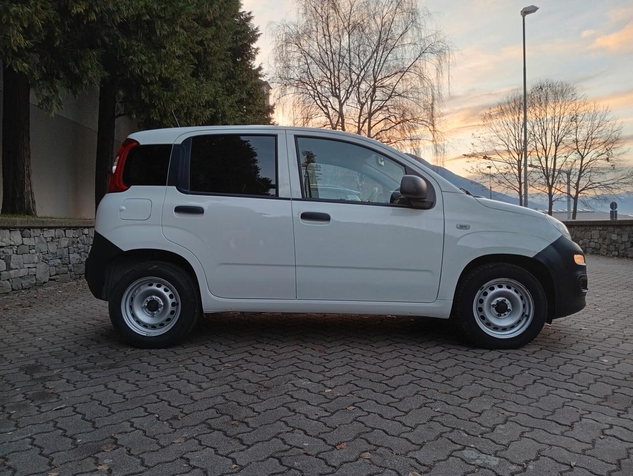 FIAT PANDA VAN IVA ESPOSTA