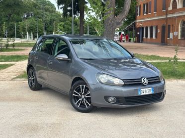 Volkswagen Golf 1.6 benzina/gpl 5p.