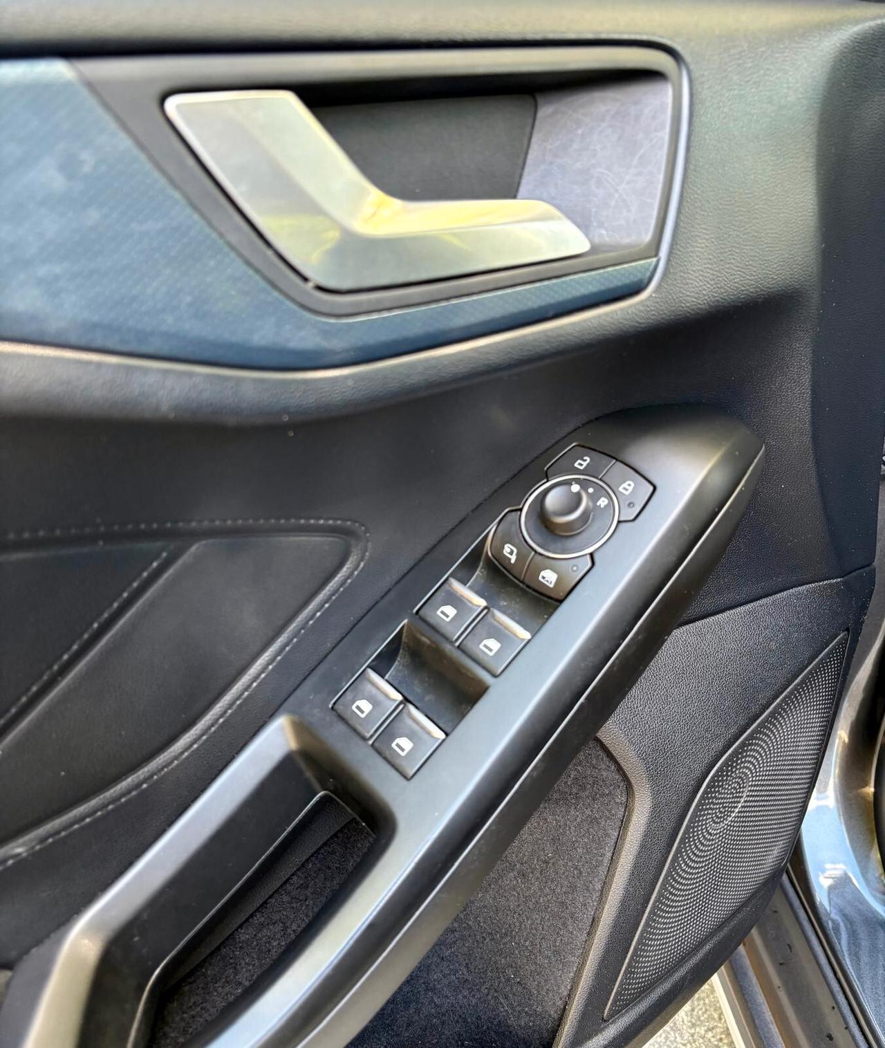 Ford Focus 1.0 EcoBoost Hybrid 125 CV 5p. Active