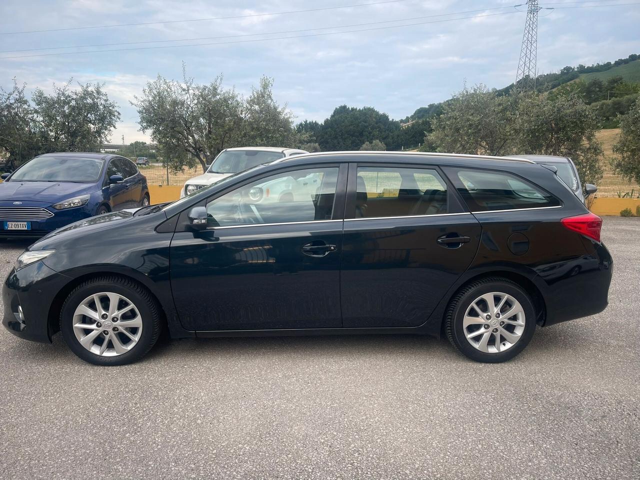 Toyota Auris 1.4 D-4D Lounge