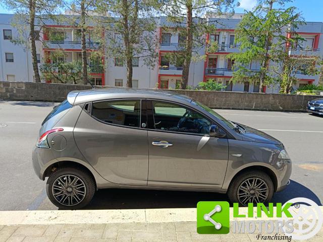 LANCIA Ypsilon 0.9 TwinAir 85 CV 5 porte Metano Ecochic