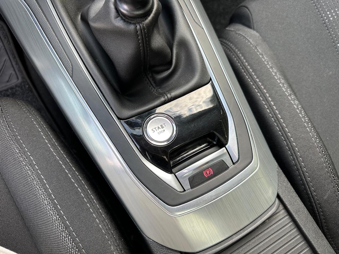 Peugeot 308 BlueHDi 120 S&S 6 SW GT Line
