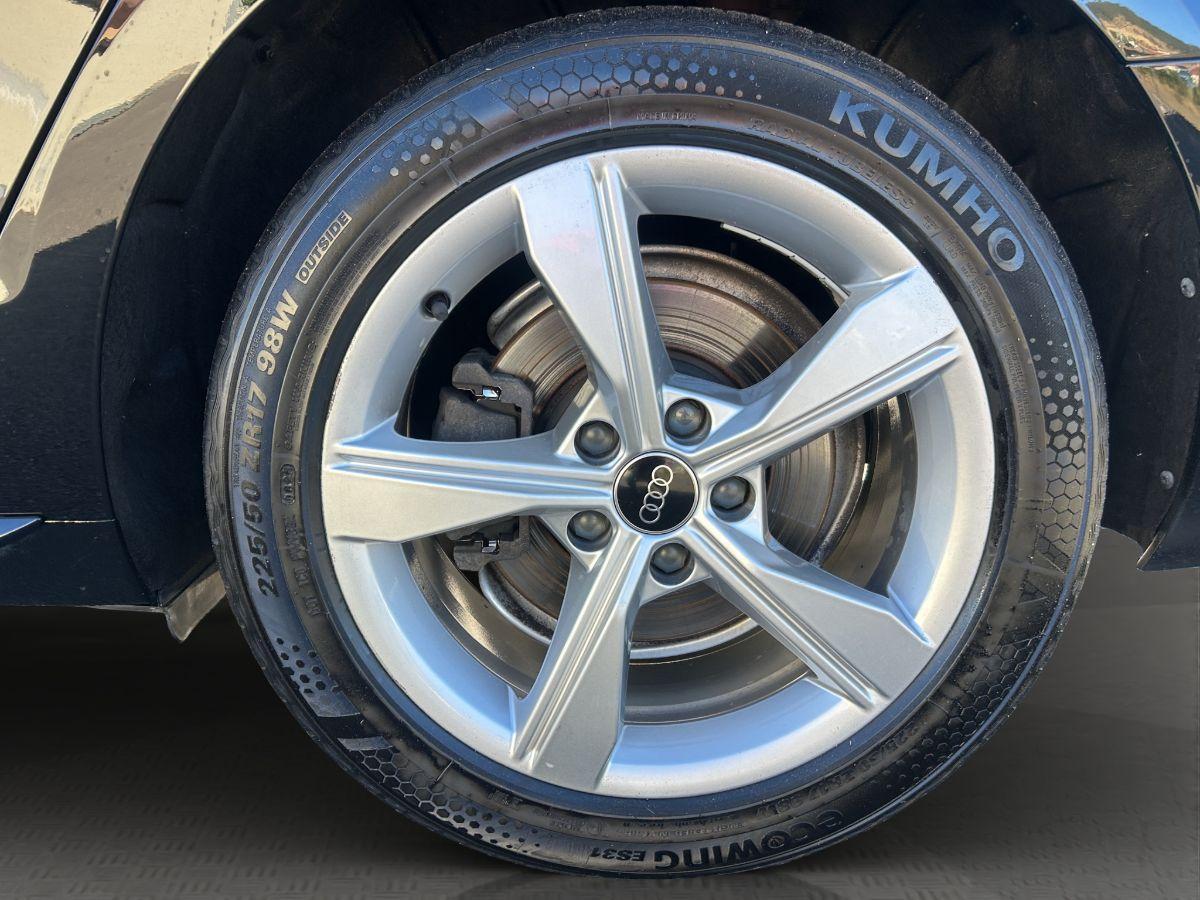 AUDI - A4 Avant - 30 TDI/136CV S tronic S LINE