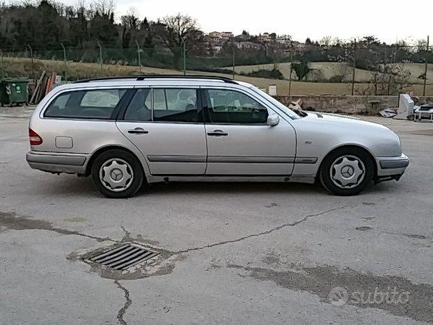 Mercedes Classe E 200 S.W. Elegance Metano