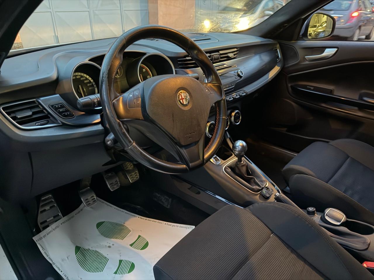 Alfa Romeo Giulietta 2.0 JTDm-2 140 CV Distinctive