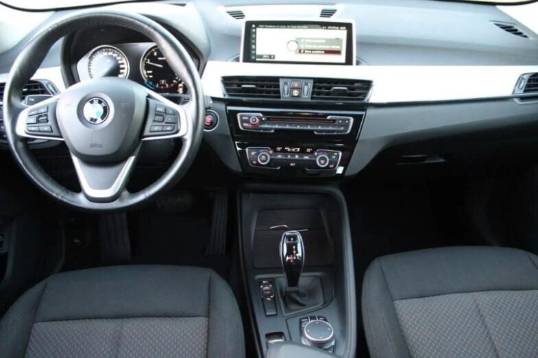 Bmw X1 sDrive 18d Aut. *LUCI AMBIENTE