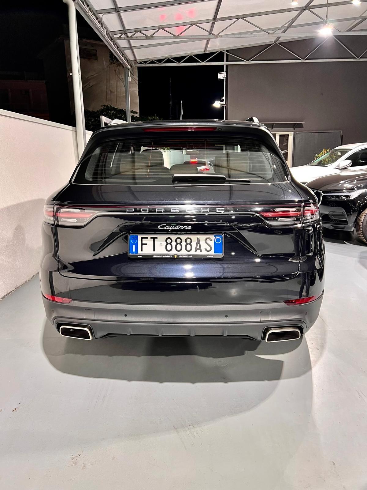 Porsche Cayenne 3.0 V6