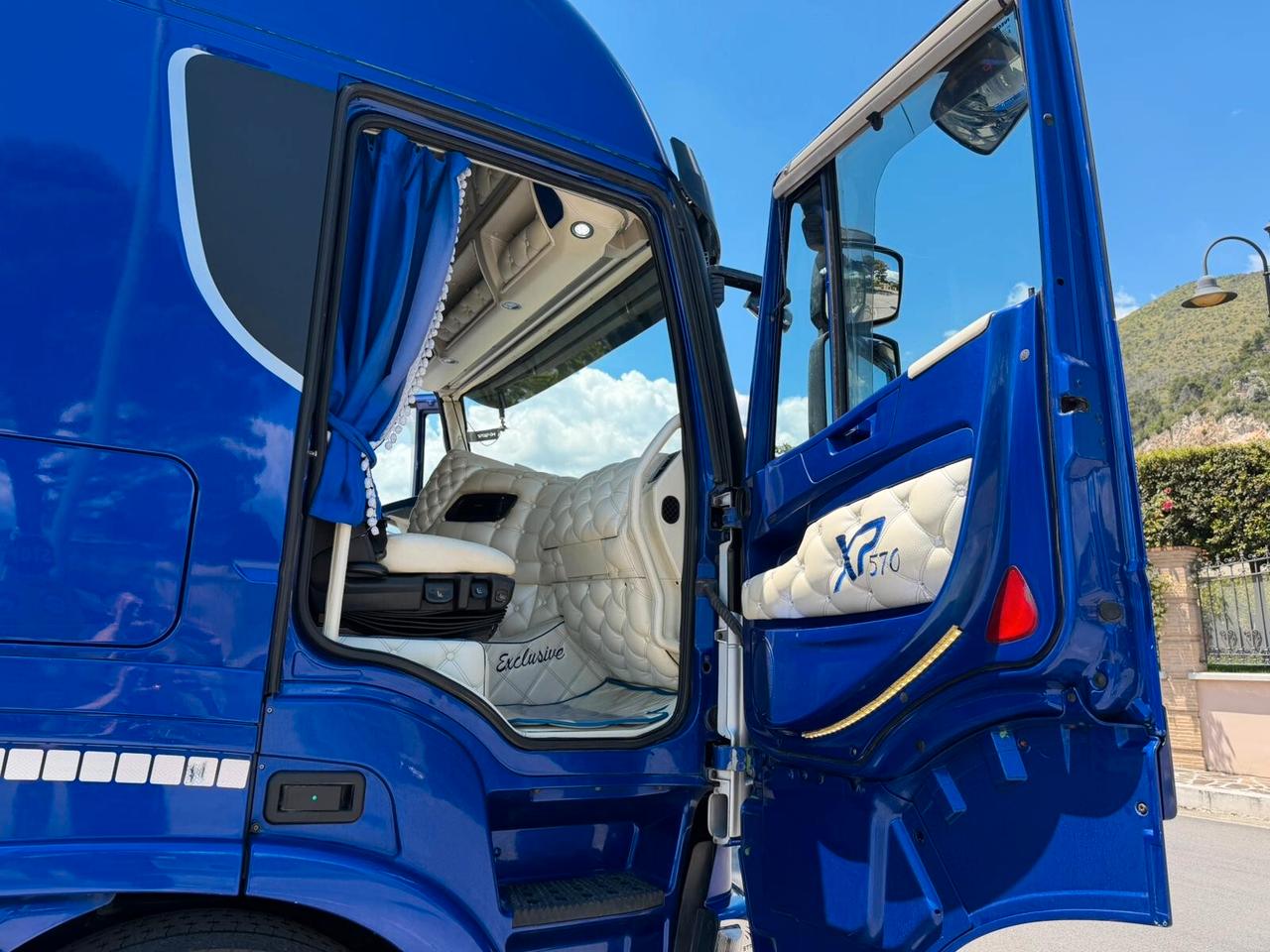 IVECO HI WAY 500