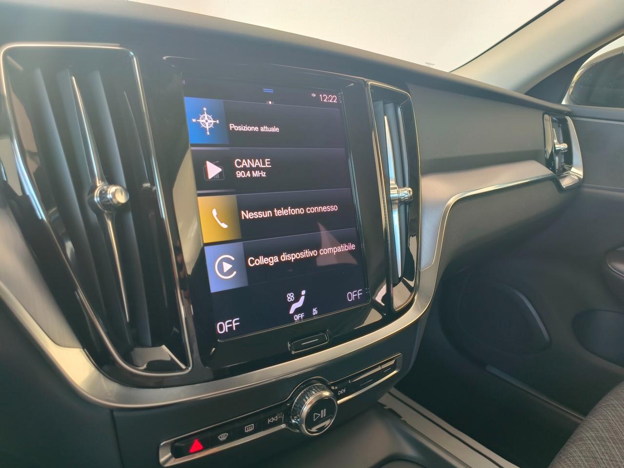 Volvo V60 B4 (d) Geartronic Momentum Business