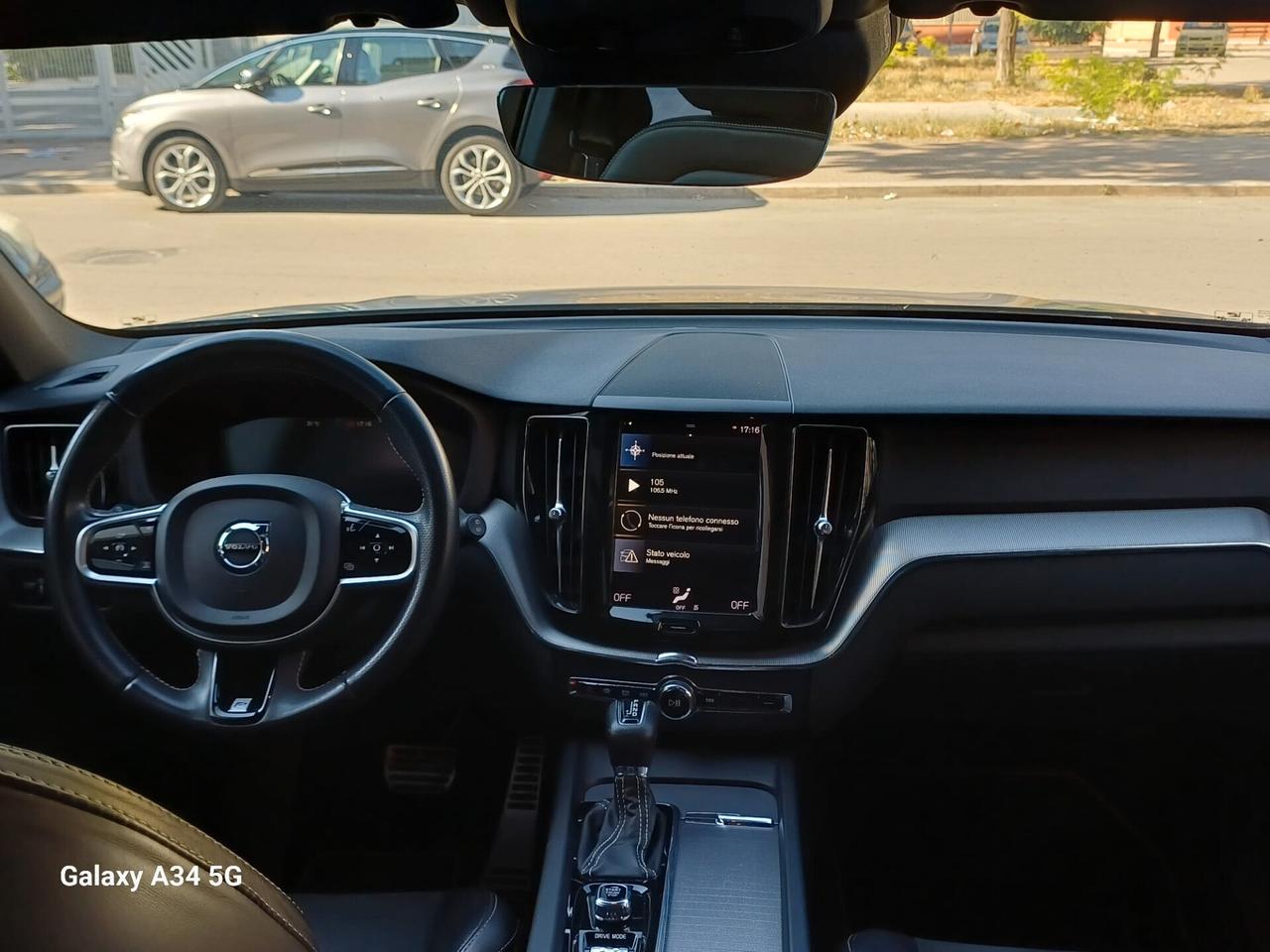Volvo XC 60 XC60 D4 AWD Geartronic R-design