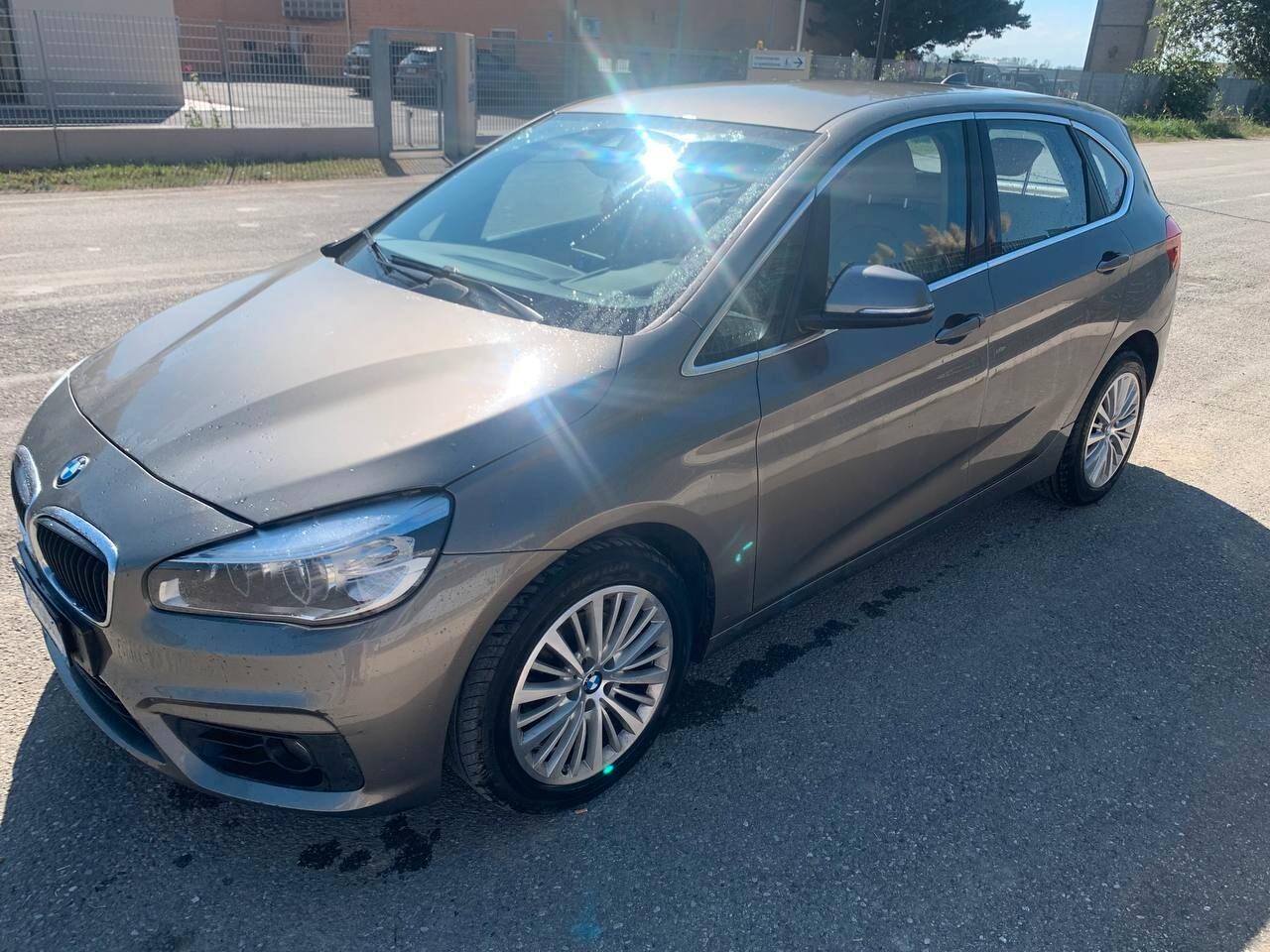Bmw 2er Active Tourer 218d Advantage