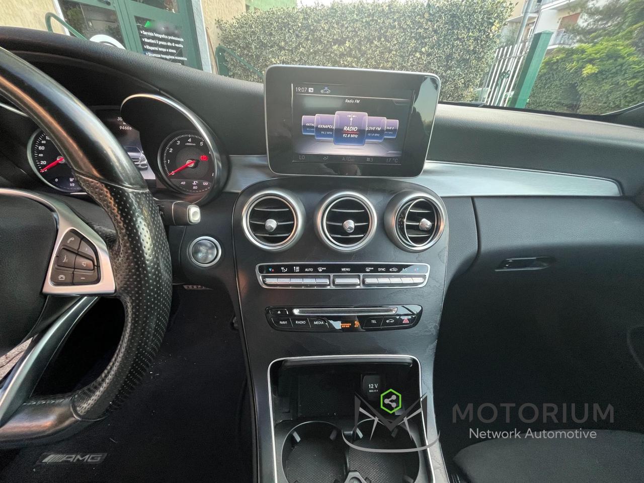 Mercedes-Benz C 200 Cabrio Premium AMG 9G-Tronic