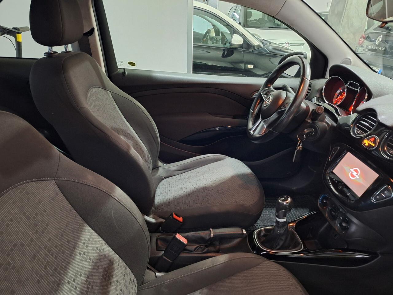 Opel Adam 1.2 69CV Slam 2015