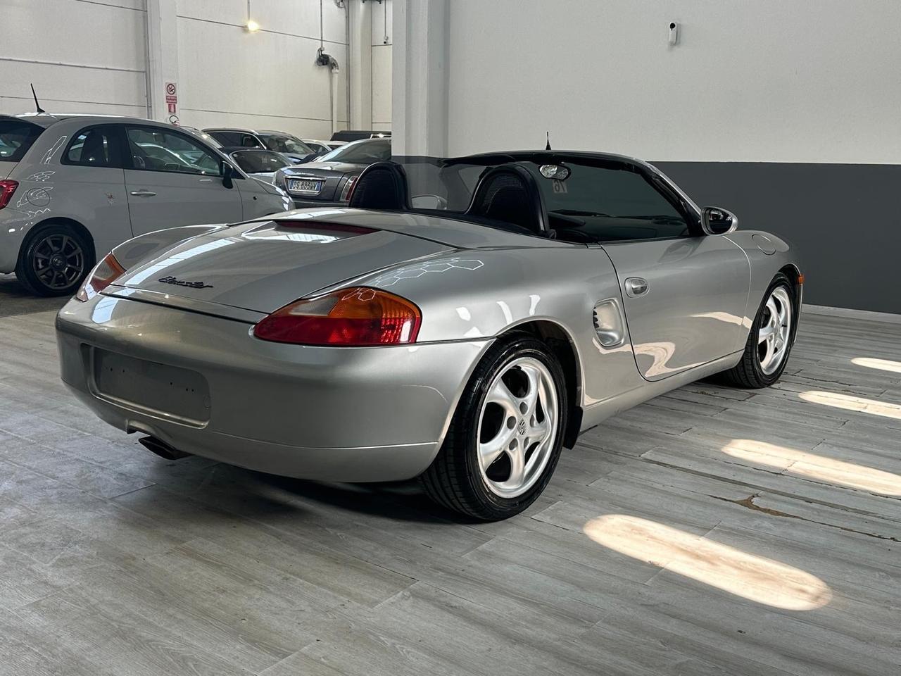 Porsche Boxster 2.5i 24V cat