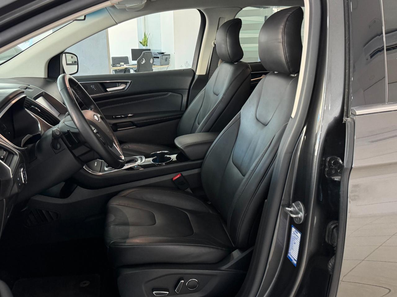 Ford Edge 2.0 TDCI 210CV AWD Powershift Titanium