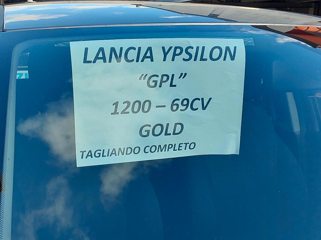 Lancia Ypsilon 1.2 69 CV GPL Ecochic Gold