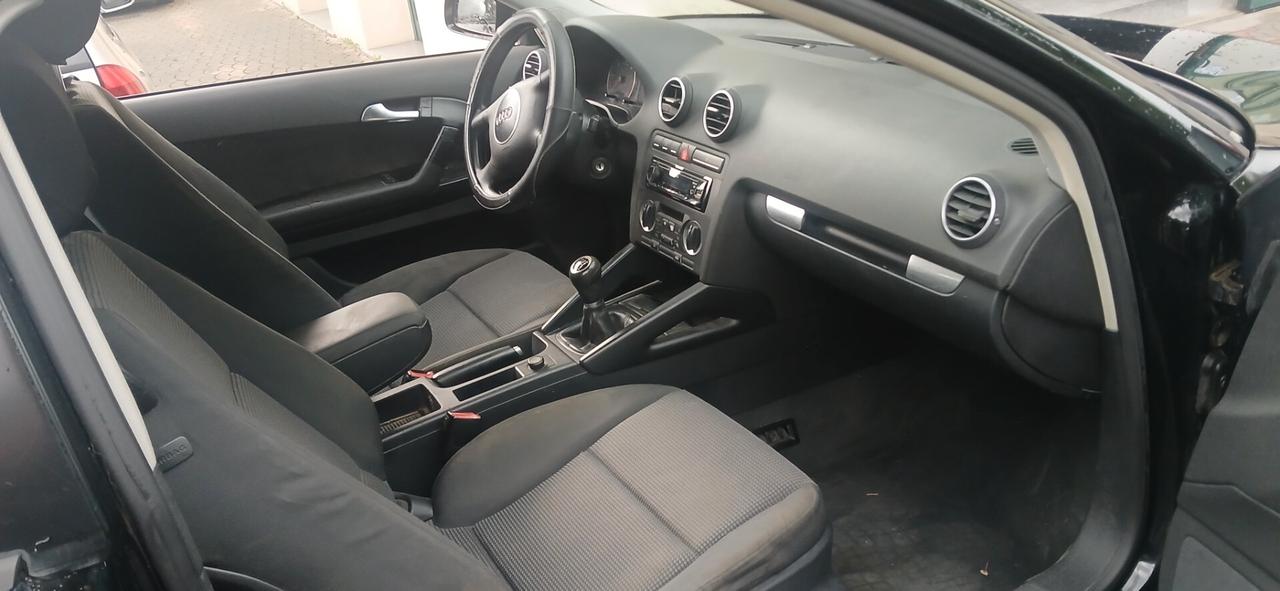 Audi A3 2.0 16V TDI 140 cv
