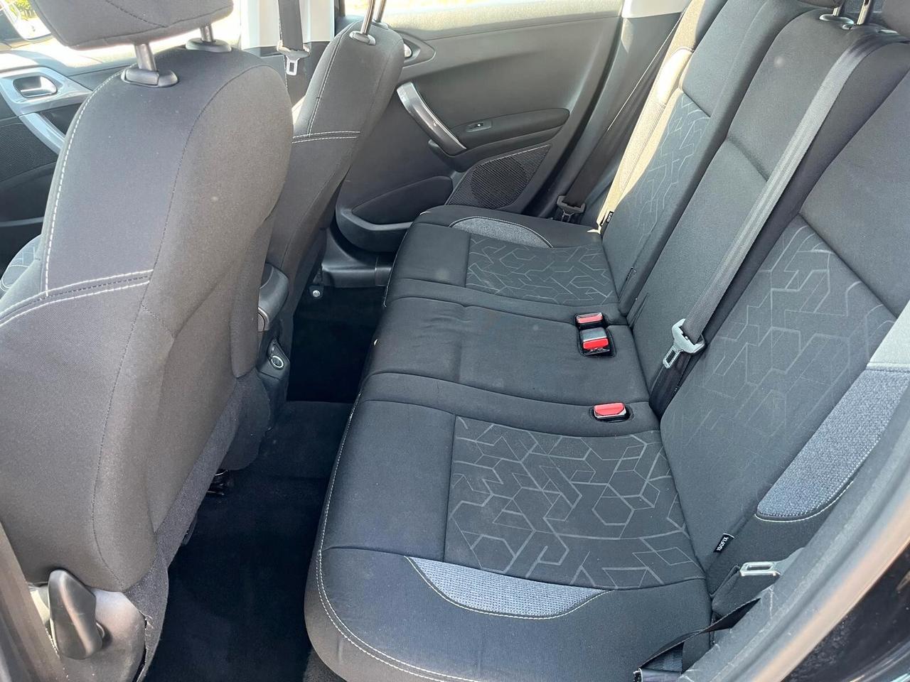Peugeot 2008 PureTech 82 Active