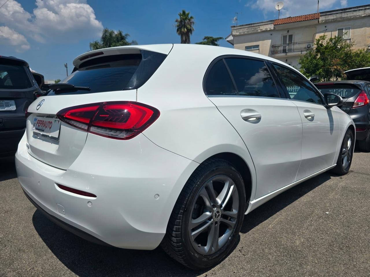 MERCEDES A180CDI 115CV SPORT PACK LUCI