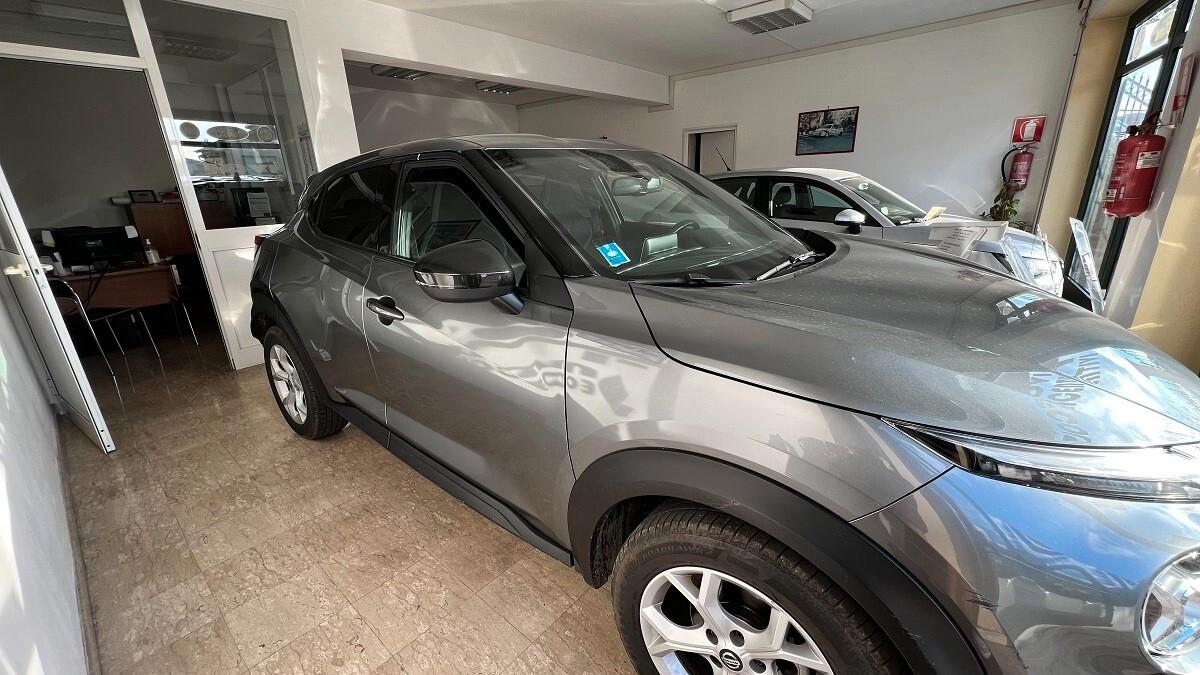 Nissan Juke 1.0 DIG-T 114 CV N-Connecta