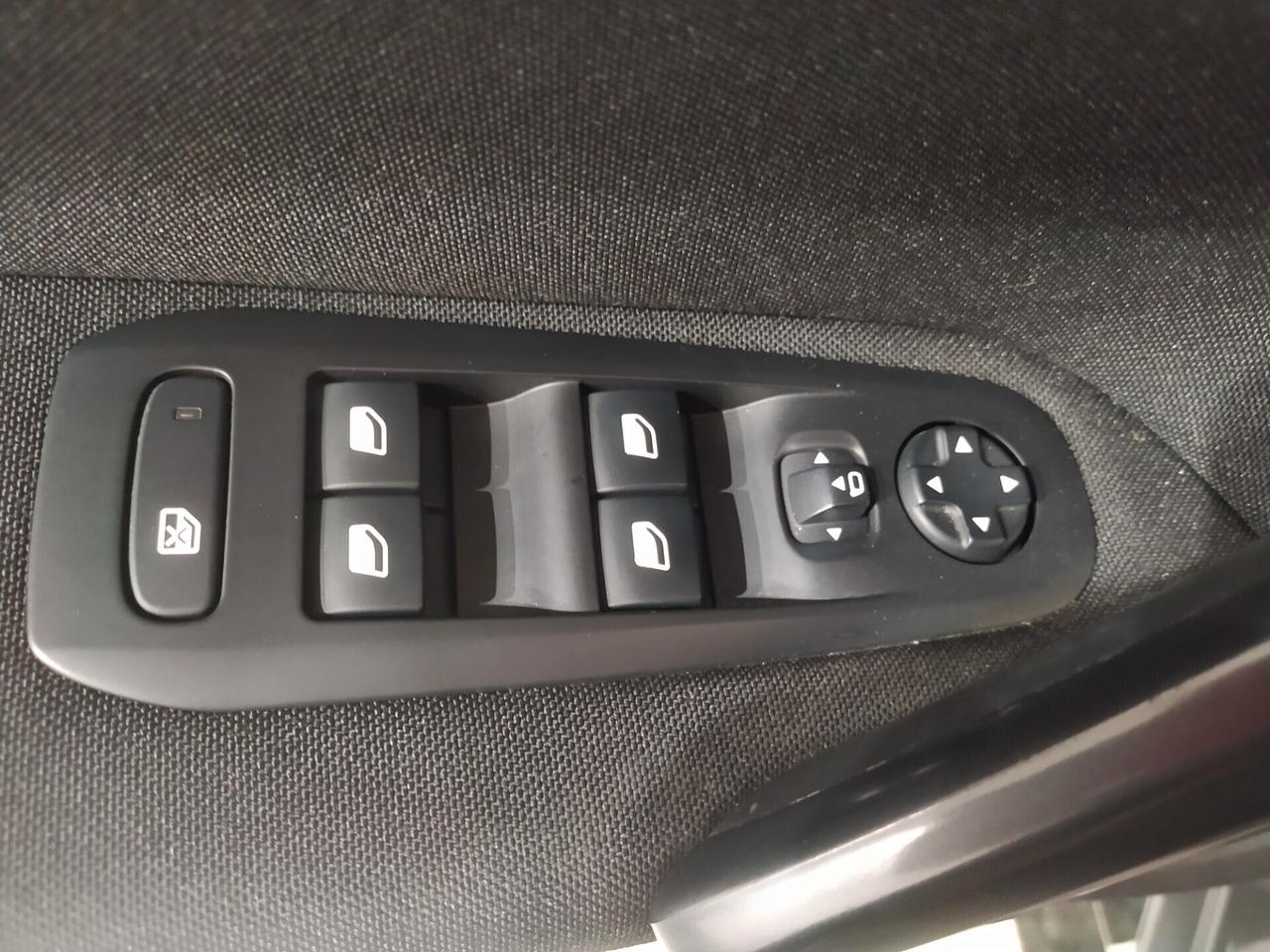 Peugeot 308 HDI 130 (con ECO-FIN)