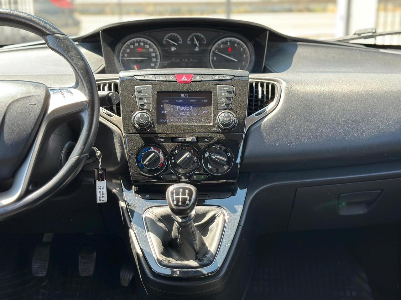 Lancia Ypsilon 1.2 69CV 5 porte Gold