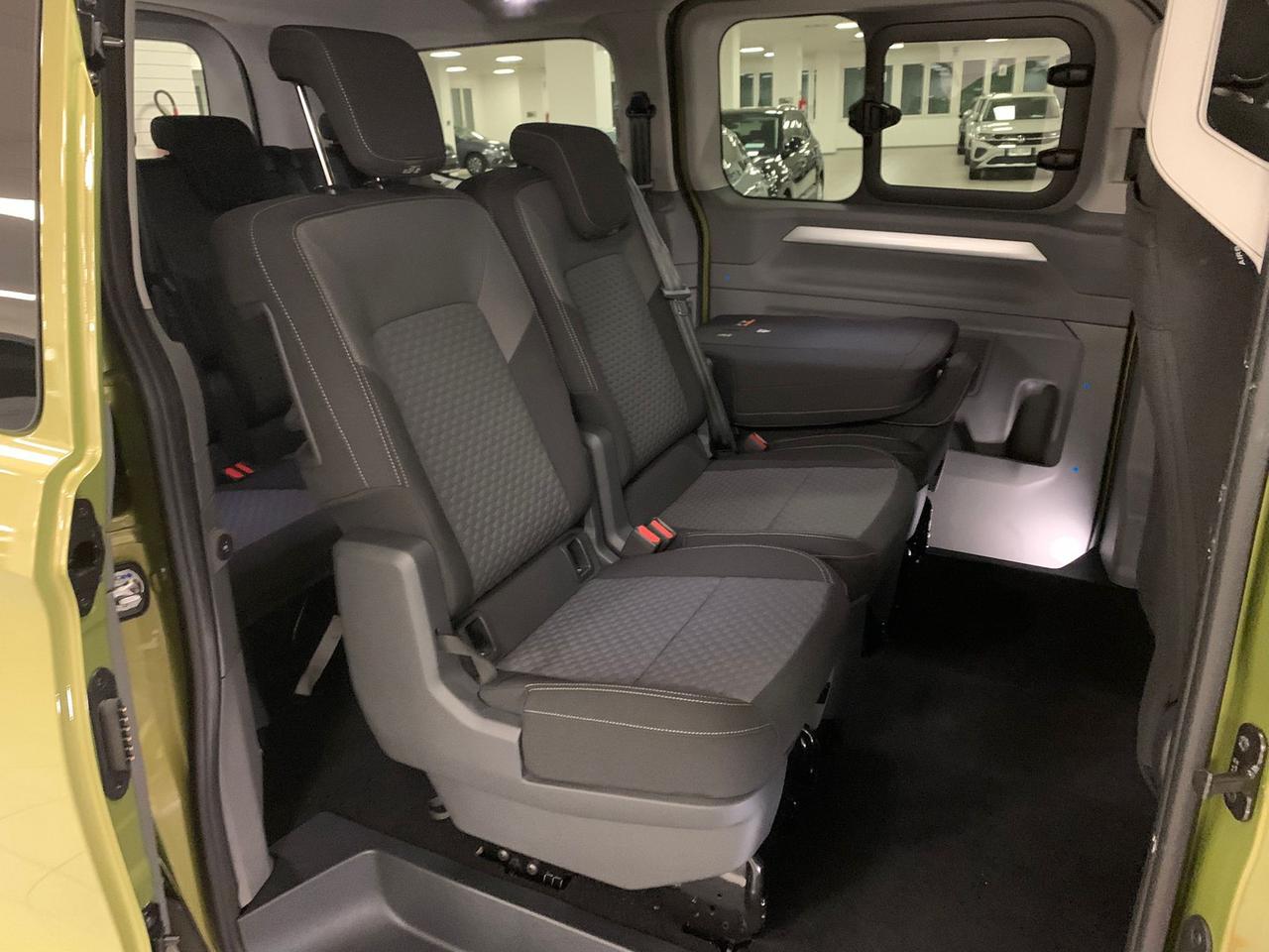 Volkswagen T7 Caravelle t7 2.0 tdi 150cv life l1